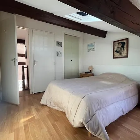 Apartamento Duplex T2 Avec Apercu Mer, Parking - Pers. - Fr-1-308-214 Le Lavandou